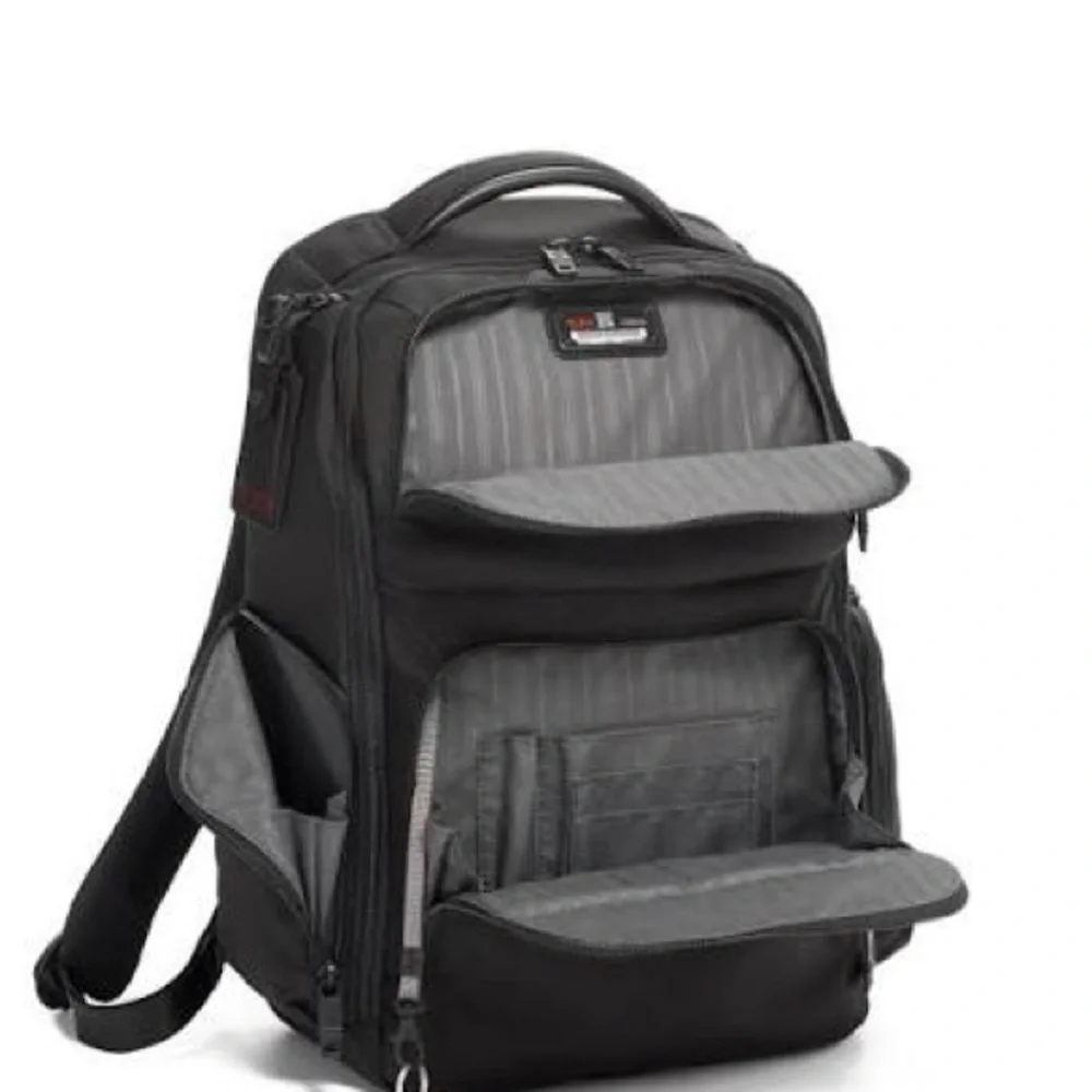 TUMI Men's Backpack in Classic Black